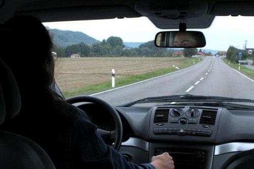 日式国产车开车门视频,独特设计引关注