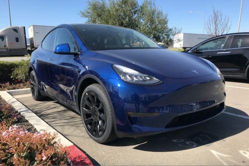 国产汽车装车视频,装车瞬间，科技与品质的完美融合